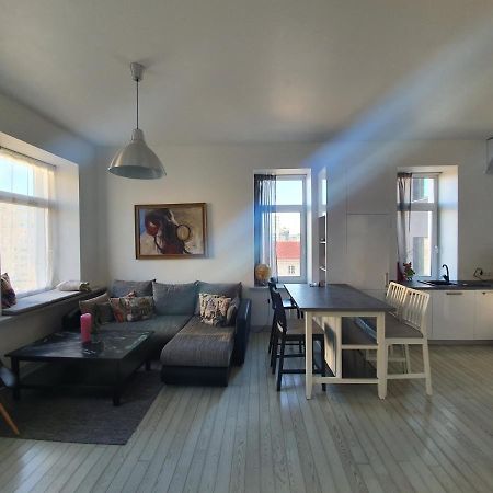 Vilnius Apartment With Stained Glass Экстерьер фото