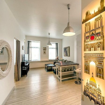 Vilnius Apartment With Stained Glass Экстерьер фото