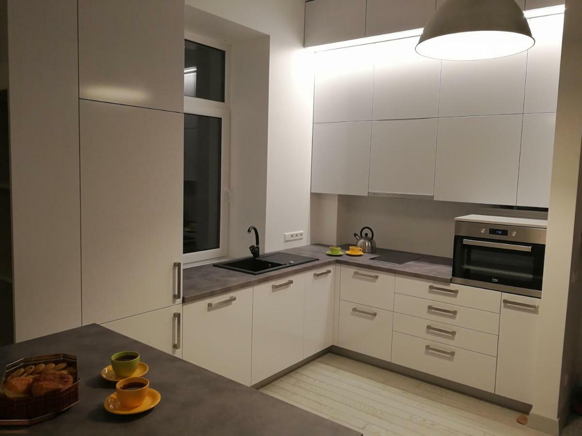 Vilnius Apartment With Stained Glass Экстерьер фото