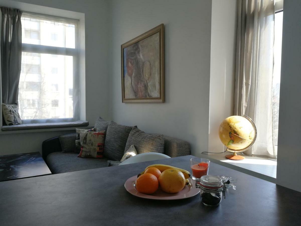Vilnius Apartment With Stained Glass Экстерьер фото